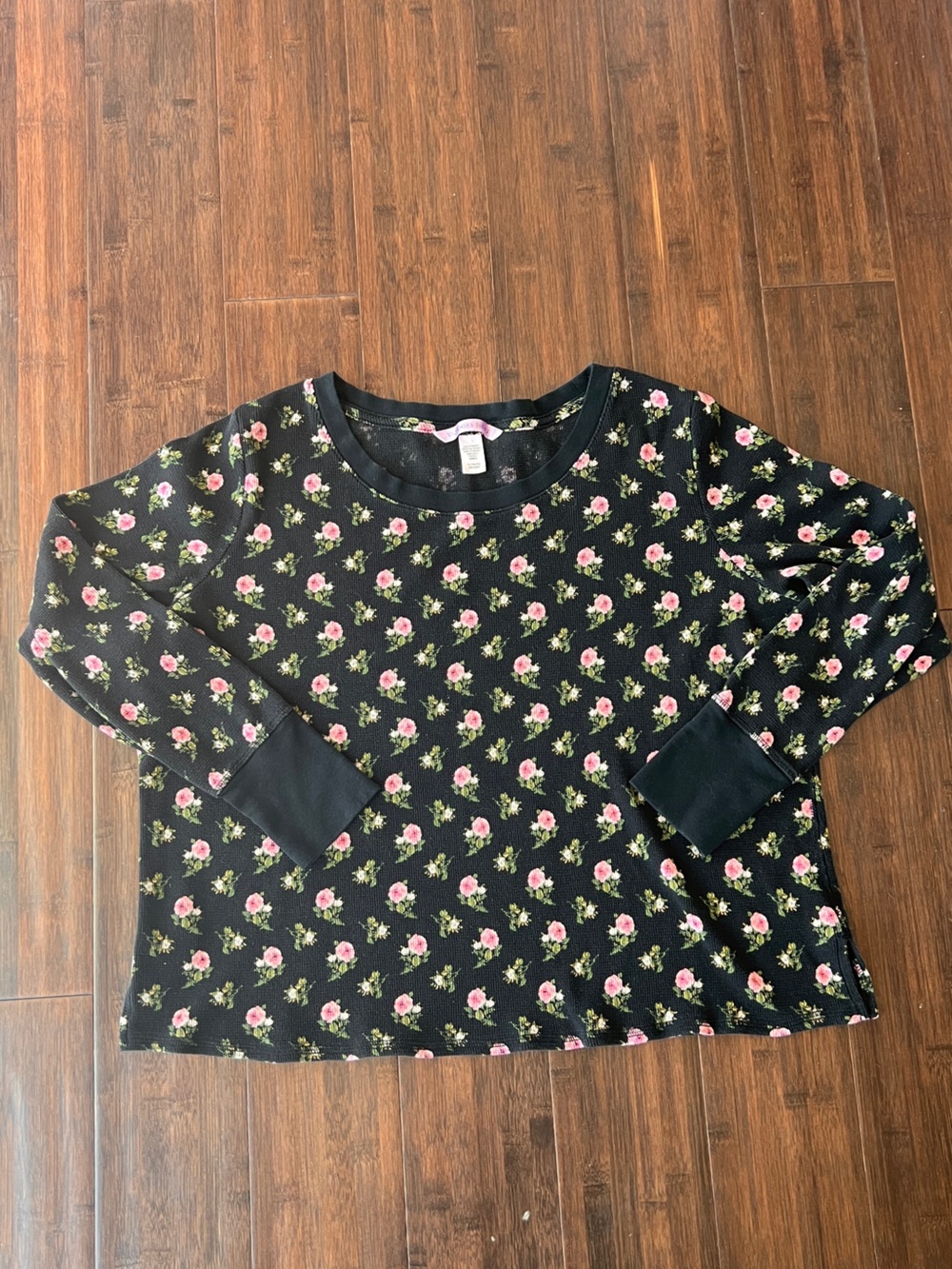 Victorias Secret Y2K Waffle Knit Thermal Top XL Black Pink Floral Print